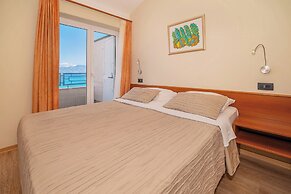 Hotel Dobrovit