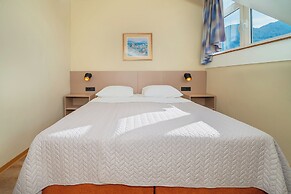 Hotel Dobrovit