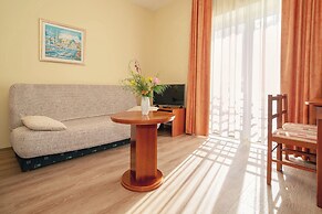 Hotel Dobrovit