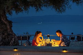 Hotel Dobrovit