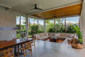ZIN Berawa Villas & Bungalow