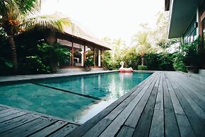 ZIN Berawa Villas & Bungalow