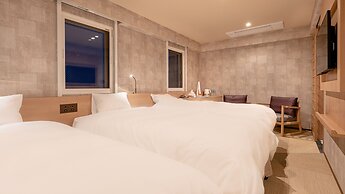 Galois Hotel Shin-Ōkubo