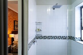 Twin Rivers Bed and Breakfast