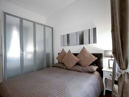 Banchi Apartment