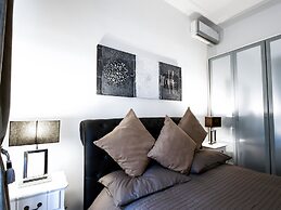 Banchi Apartment