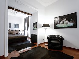 Banchi Apartment