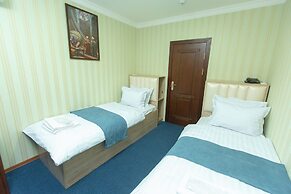MIRZO Boutique Hotel