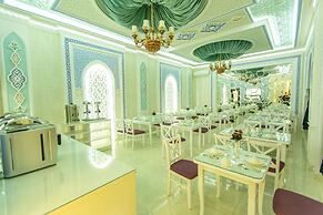 MIRZO Boutique Hotel