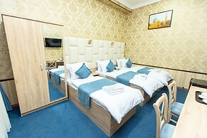 MIRZO Boutique Hotel