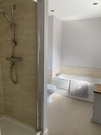 Pretty Properties - 30 Chaldron Court
