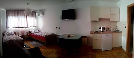 Studio Apartments Korosteljev