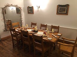 Blue Lion Inn