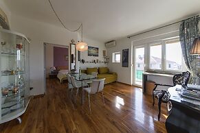 Tifani Apartment
