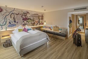 Adoro Aparthotel