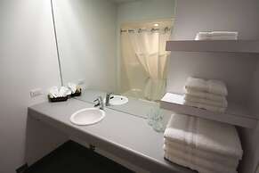 Barker Suites Southport