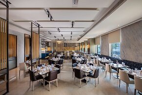 Royal Hometel Suites Dahisar Mumbai