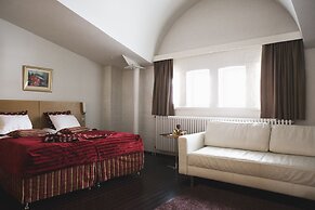 Hotel Epoque