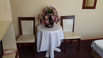 LEMAN AKÇAY OTEL