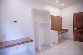 Pengthol Residence