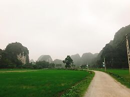 Tam Coc Tea House
