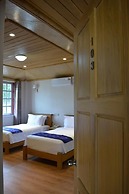 Silver Lake Hotel
