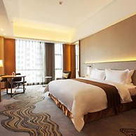 The Summit Hotel