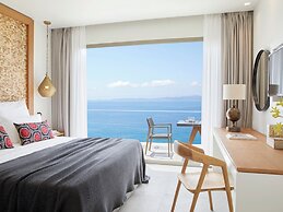 Elix, Mar-Bella Collection