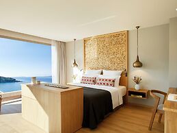 Elix, Mar-Bella Collection