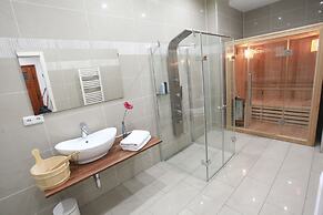 Central Sauna & Loft Apartments