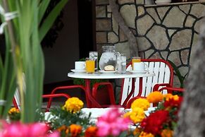 Hotel Nostos