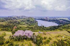 Kyaninga Royal Cottage