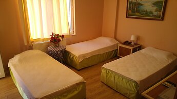 Hotel SevturInn