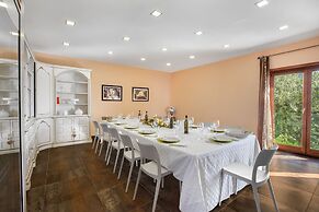 Villa Elia