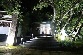 Hotel Casa Esferica