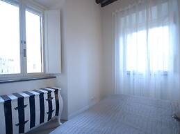 Marilyn Apartment