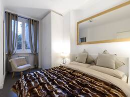 Popolo Apartment
