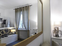 Popolo Apartment