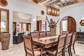 Villa Waves