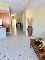 Luxury Condo Romantic Zone-Beach