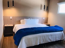 Isak Hotel & Golf Airport