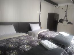Isak Hotel & Golf Airport