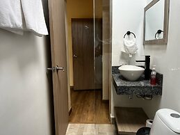 Isak Hotel & Golf Airport