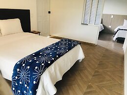 Isak Hotel & Golf Airport