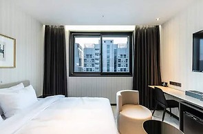 Brown Dot Hotel Jinju Chungmugong
