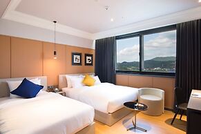 Brown Dot Hotel Jinju Chungmugong
