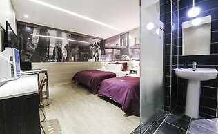 Lexy Hotel