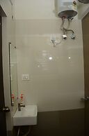 Elita Rooms