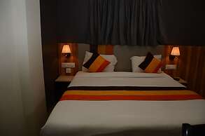 Elita Rooms