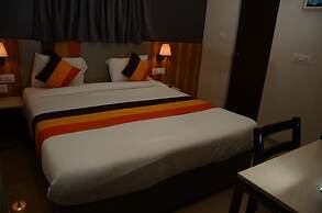 Elita Rooms